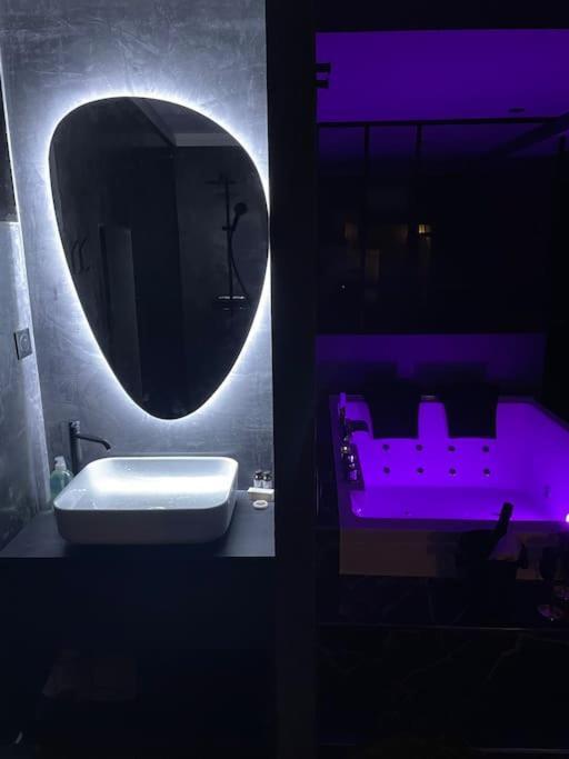 Le Cocon Des Granges - Suite Sauna Jaccuzi Spa Bonnieres-sur-Seine Exterior photo