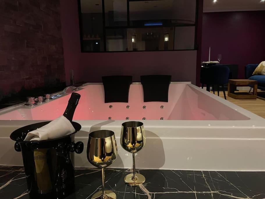 Le Cocon Des Granges - Suite Sauna Jaccuzi Spa Bonnieres-sur-Seine Exterior photo